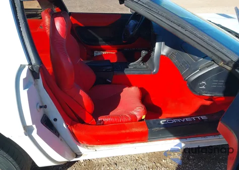 1994 Chevrolet Corvette z USA, uszkodzony, nr VIN 1G1YY22P8R5110031